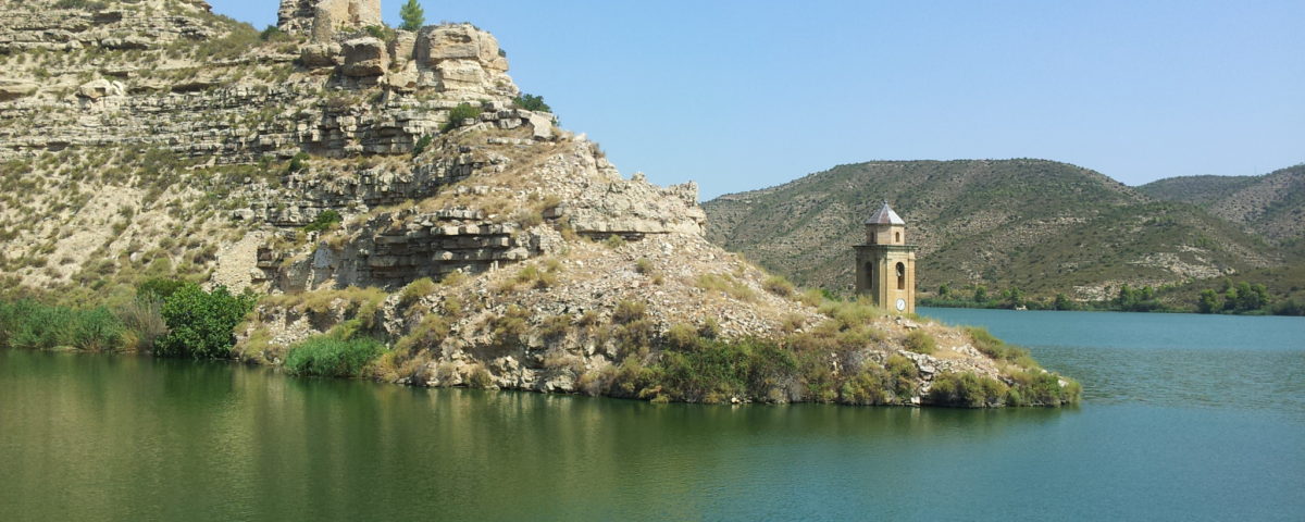Proyecto de consolidación y adecuación de accesos del castillo de Badón. Fayón Zaragoza