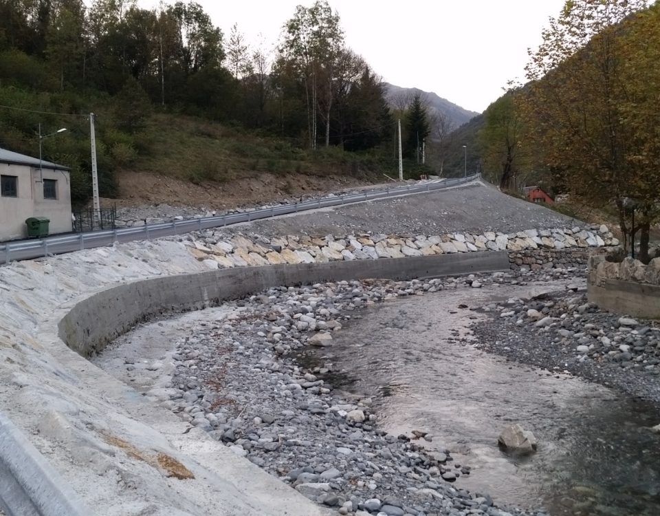 Proyecto de reposición de Camino Real en margen izquierda del río Garona. Lérida.