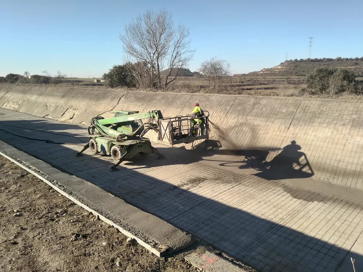 health and safety coordination in conservation works of the aragon and catalonia canal